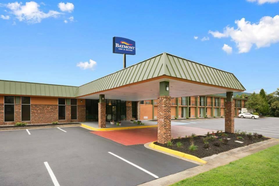 Hotel Baymont By Wyndham Salem Roanoke Area Exterior foto